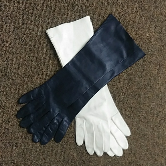 Macy's Accessories - Bambergers Leather gloves Sz 7